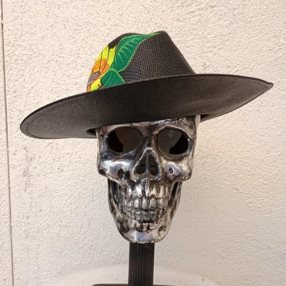 Hand Painted Black Hat with Sunflower and Leaf Design Summer Casual Floral Gift Hand Painted Black Hat with Sunflower and Leaf Design Summer  main image 3